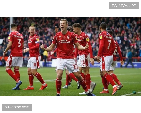 英超焦点：马克·沃伦状态火热，助球队重燃争冠希望