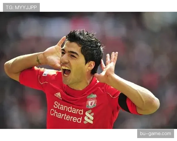 苏亚雷斯的厨房比球场还疯狂，这牙膏都用比谁都夸张？